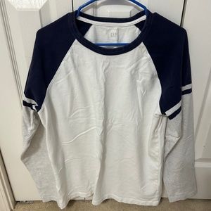 Gap Two-Toned Crewneck Shirt - Large